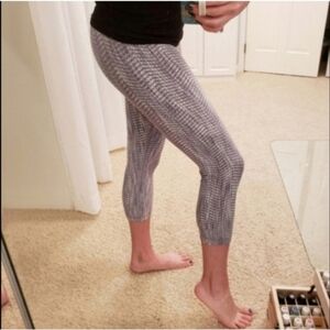 Lululemon Wunder Under Leggings Crop with Unique Pattern Blue Grey Size 6
